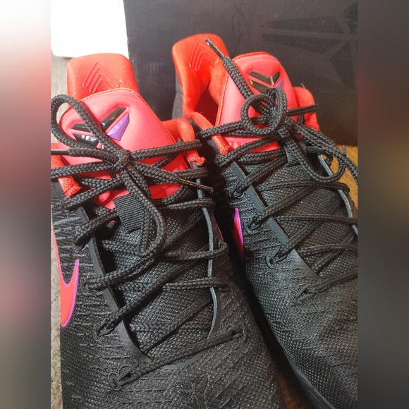 Nike Kobe AD Men's Black and Red Athletic Shoes - Picture 15 of 15